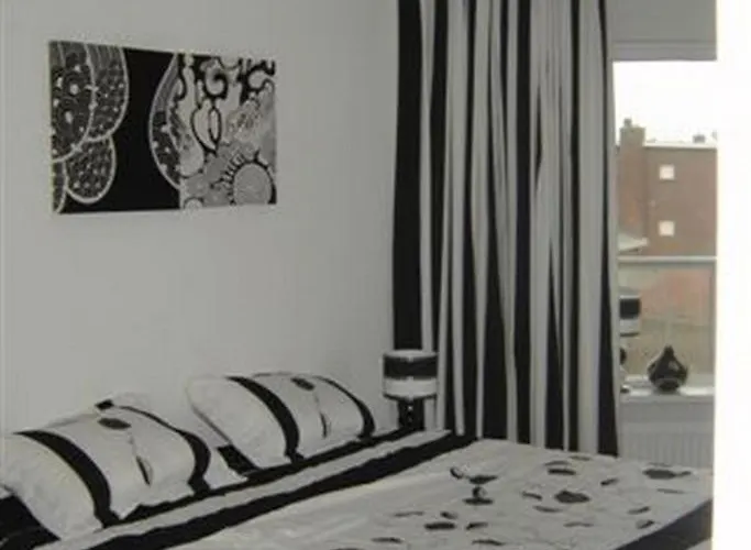 Sterflat 87 Apartment *